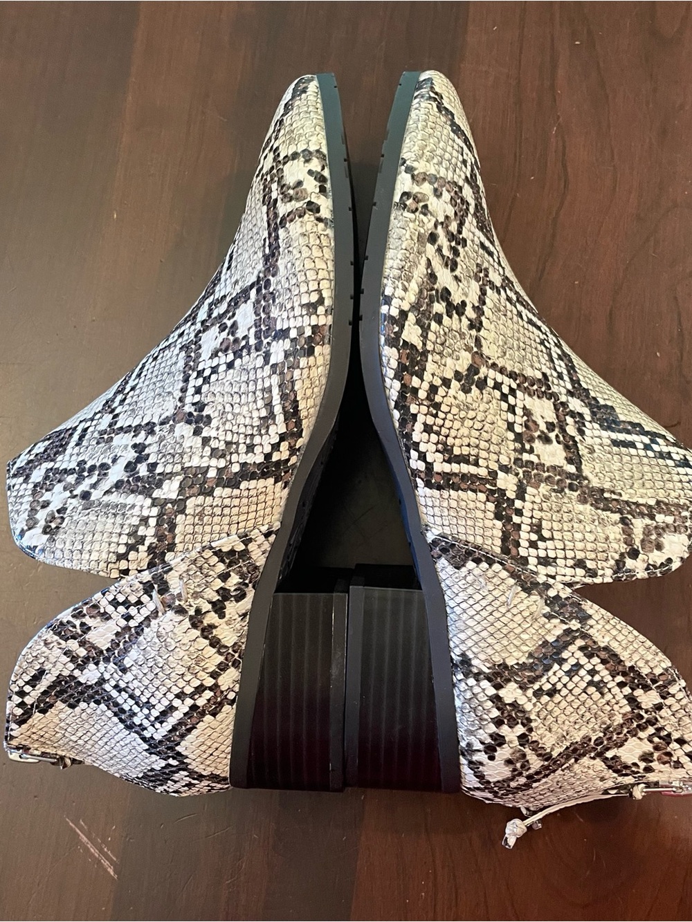 Kenneth Cole Reaction Booties Womens 9.5 Side Skip Snake Print Boot Shoes - Picture 10 of 12
